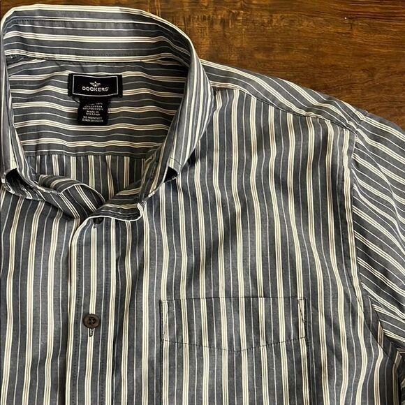 Men’s Dockers Cotton No Wrinkle Button Down Shirt w/Pinstripes, Sz. L 16/16 1/2. - Picture 3 of 7